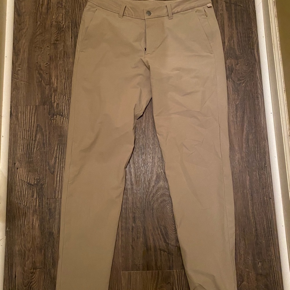 Lululemon commission slim